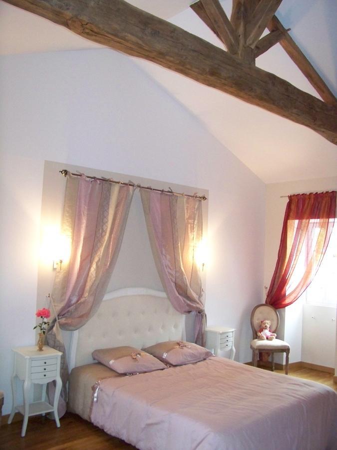 Bed and Breakfast La Genoise Tillieres Pokoj fotografie